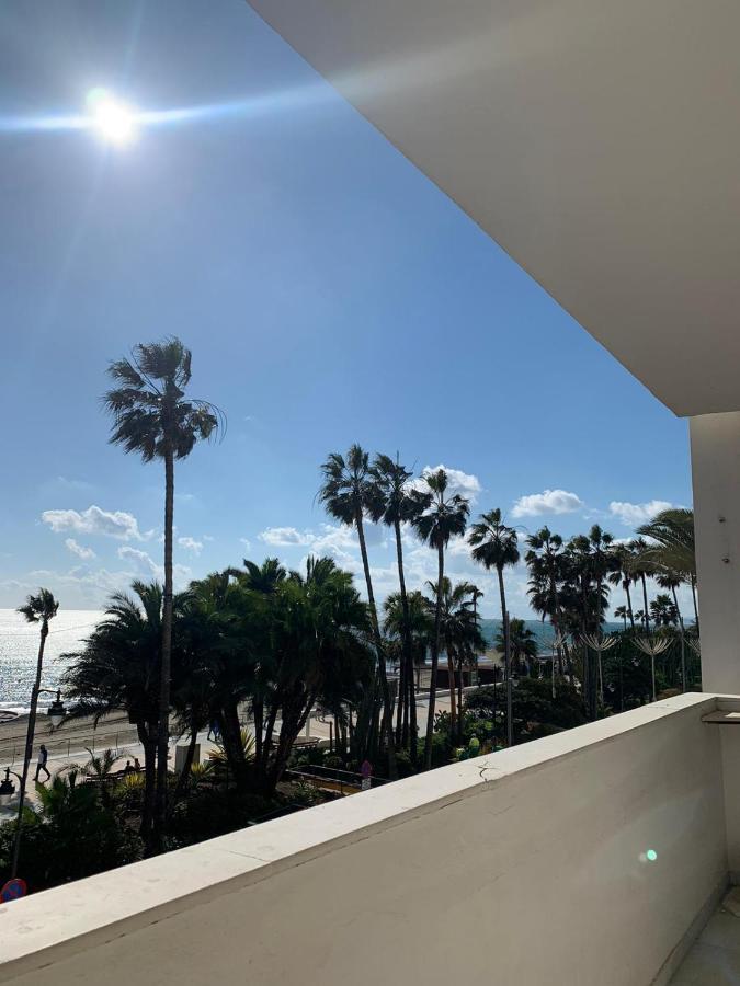 Beachfront Primera Linea De Playa En Casco Antiguo Estepona Exterior photo